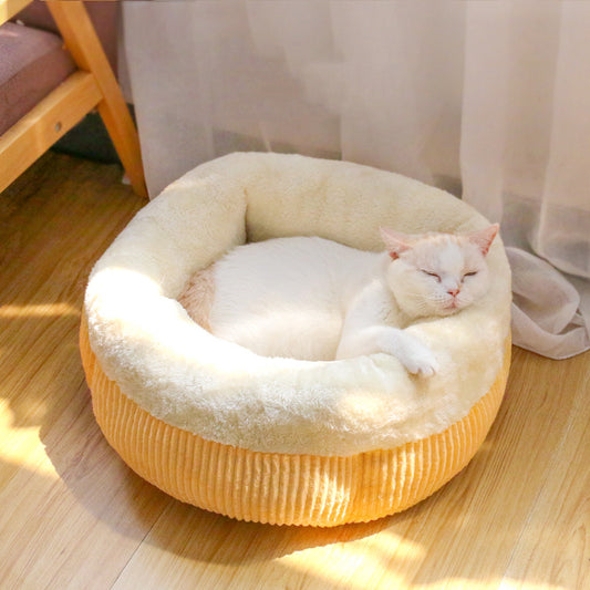 Plush Cat Bed - Comfortable and Versatile Feline Sleeping Haven